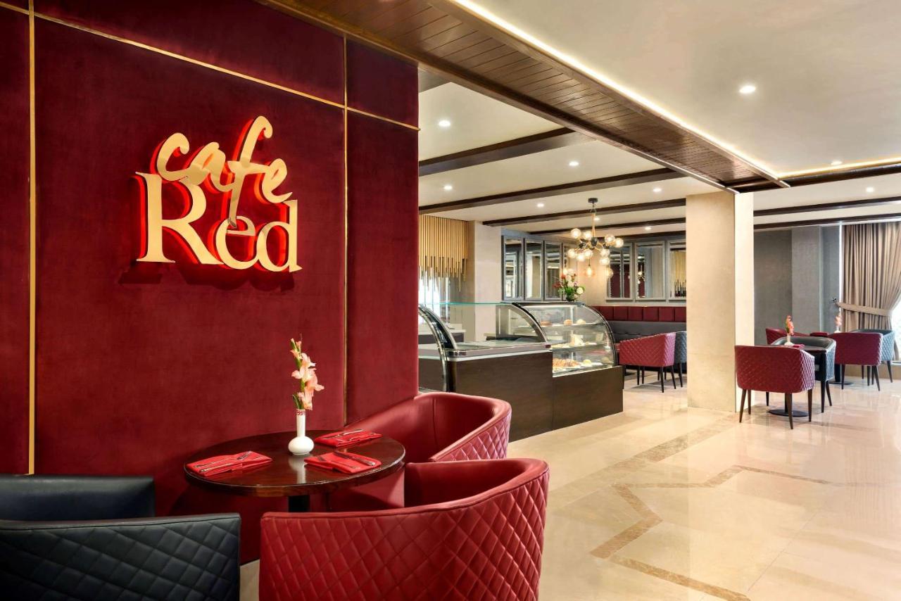 Ramada By Wyndham Lahore Gulberg II Hotel Exterior photo